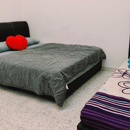 Sterling Homestay Tanjung Bungah  Exteriör bild