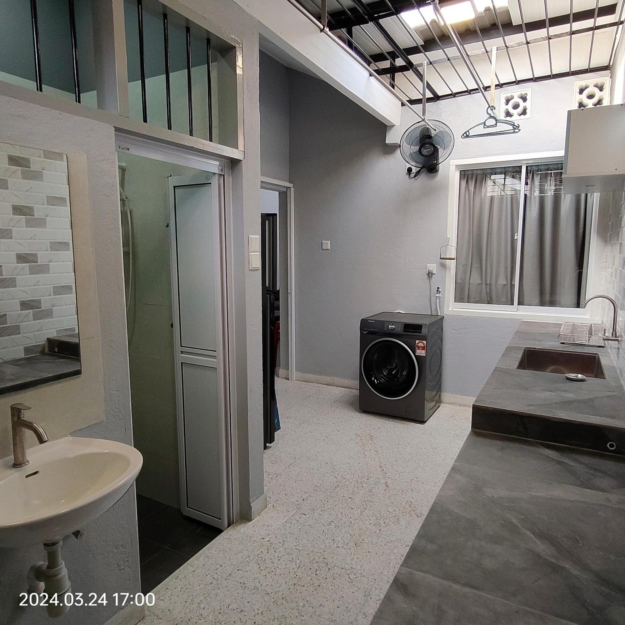 Sterling Homestay Tanjung Bungah  Exteriör bild