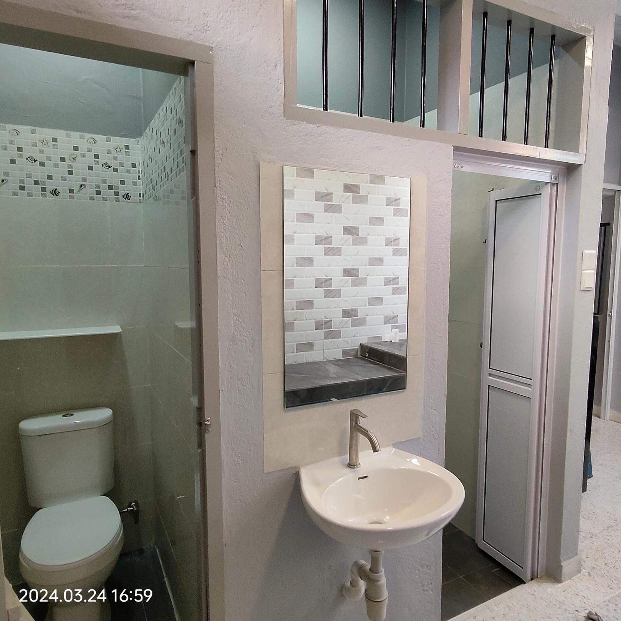 Sterling Homestay Tanjung Bungah  Exteriör bild